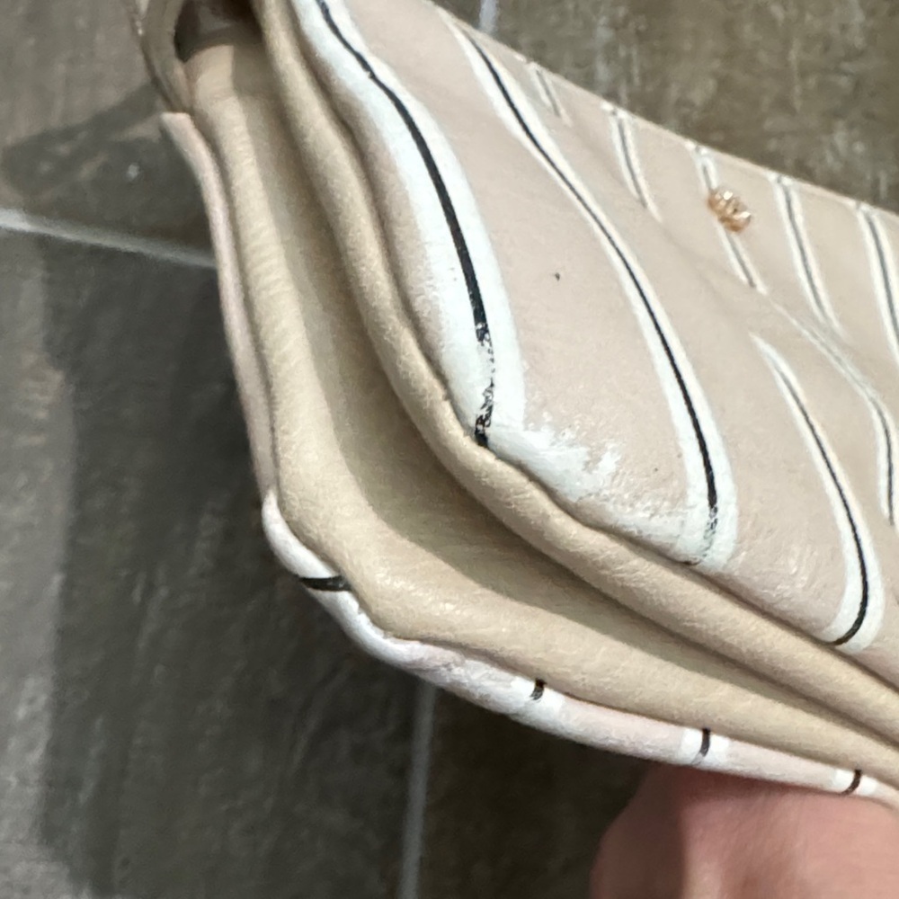 Striped Cream Crossbody Bag - Picture 12 of 16